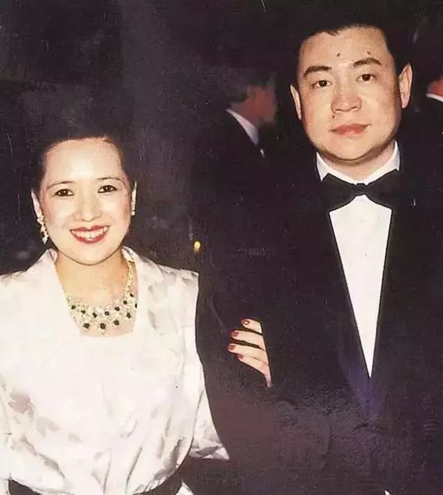 BJL平台集团：君马黄