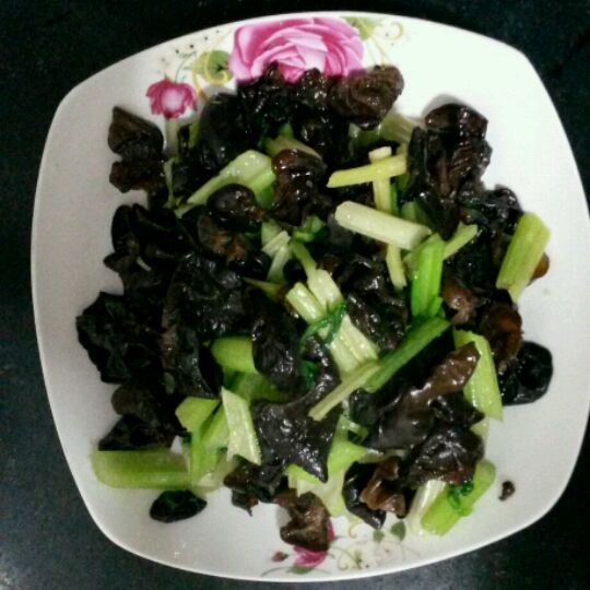 《红刃Online》今日开启纯正格斗竞技3.0时代|BJL平