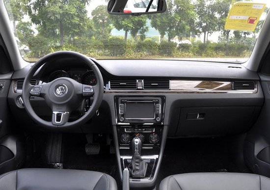 邓超加盟韩寒新片《乘风破浪》 让人意想不到的无敌组合【BJL